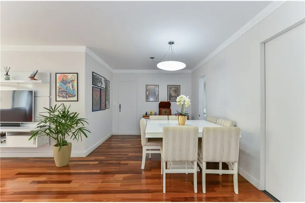 Foto 5 de Apartamento com 3 quartos à venda, 116m2 em Moema, São Paulo - SP