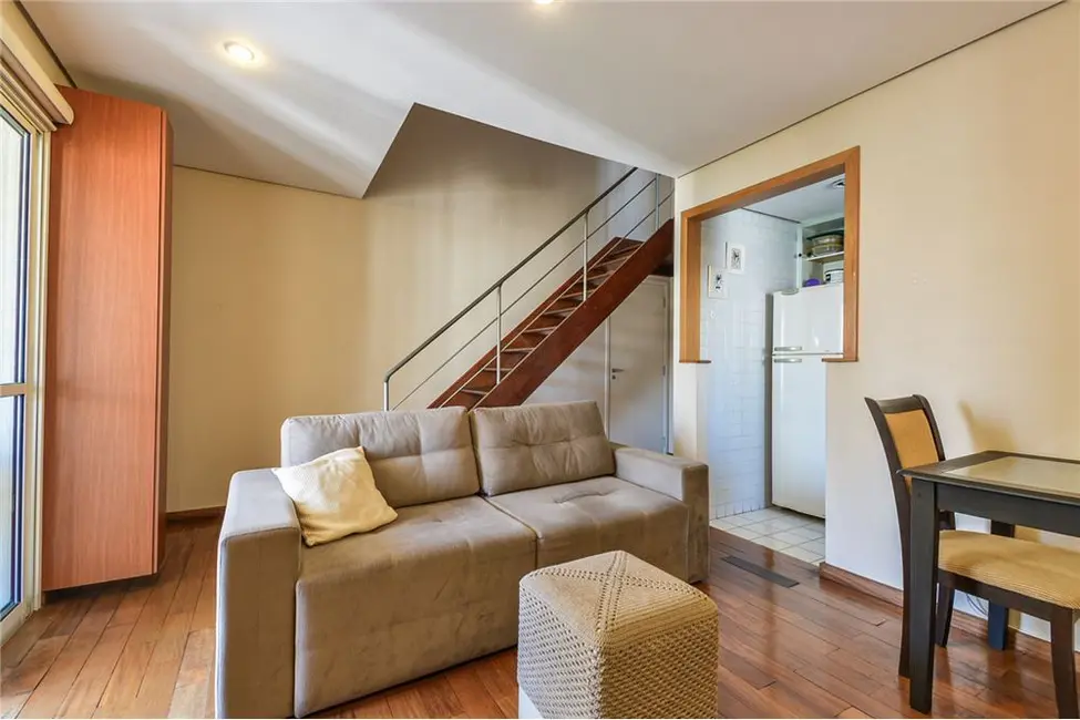 Foto 5 de Apartamento com 2 quartos à venda, 64m2 em Moema, São Paulo - SP