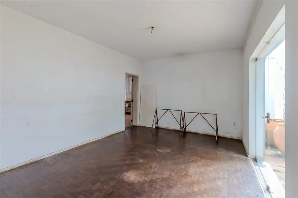 Foto 6 de Casa com 3 quartos à venda, 300m2 em Pacaembu, São Paulo - SP