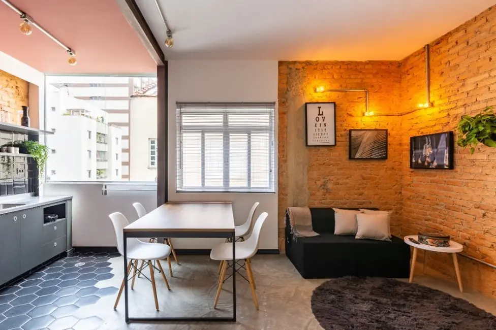 Kitnet com 1 quarto à venda, 36m2 em Pinheiros, São Paulo - SP - imagem 1 Foto 1 de Kitnet com 1 quarto à venda, 36m2 em Pinheiros, São Paulo - SP