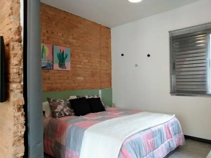 Kitnet com 1 quarto à venda, 36m2 em Pinheiros, São Paulo - SP - imagem 8 Foto 8 de Kitnet com 1 quarto à venda, 36m2 em Pinheiros, São Paulo - SP