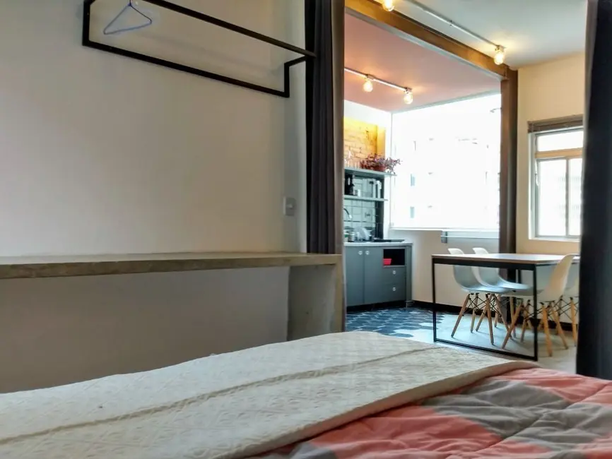 Kitnet com 1 quarto à venda, 36m2 em Pinheiros, São Paulo - SP - imagem 9 Foto 9 de Kitnet com 1 quarto à venda, 36m2 em Pinheiros, São Paulo - SP