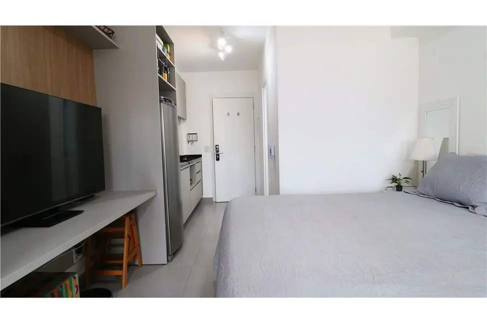 Kitnet com 1 quarto à venda, 30m2 em Pinheiros, São Paulo - SP - imagem 5 Foto 5 de Kitnet com 1 quarto à venda, 30m2 em Pinheiros, São Paulo - SP