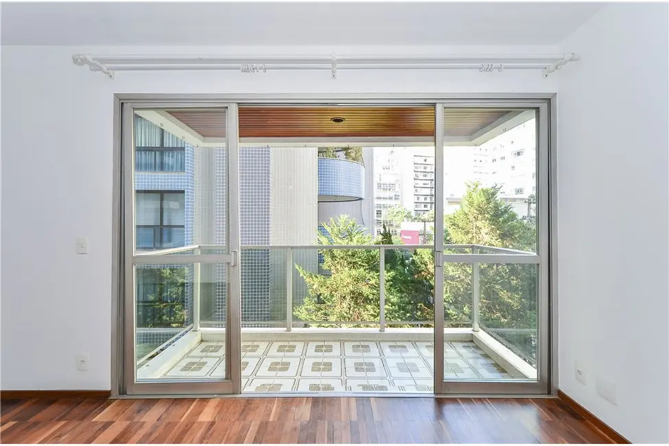 Apartamento com 4 quartos à venda, 114m2 em Santa Cecília, São Paulo - SP - imagem 5 Foto 5 de Apartamento com 4 quartos à venda, 114m2 em Santa Cecília, São Paulo - SP