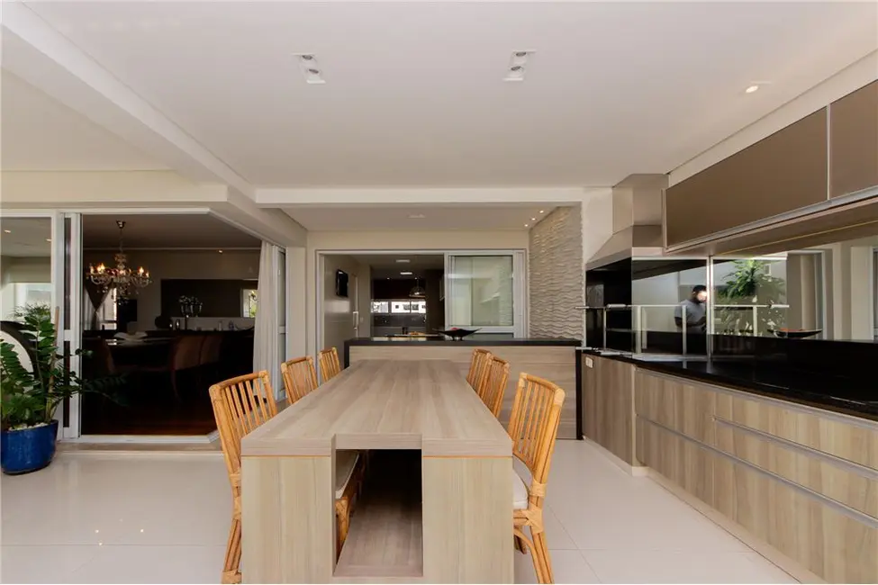 Apartamento com 4 quartos à venda, 242m2 em Tatuapé, São Paulo - SP - imagem 6 Foto 6 de Apartamento com 4 quartos à venda, 242m2 em Tatuapé, São Paulo - SP