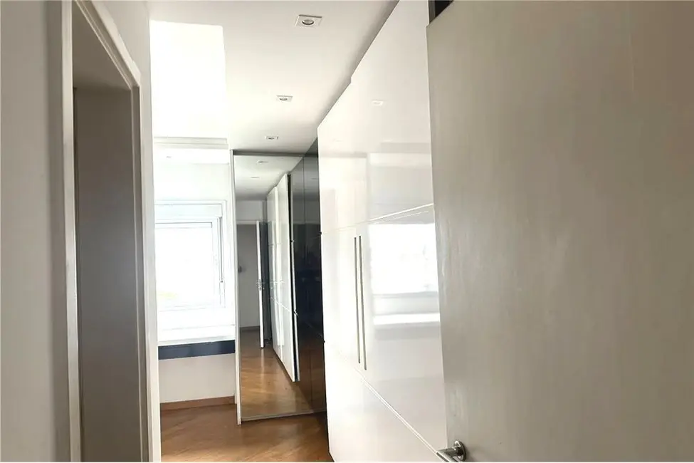 Apartamento com 4 quartos à venda, 315m2 em Tatuapé, São Paulo - SP - imagem 8 Foto 8 de Apartamento com 4 quartos à venda, 315m2 em Tatuapé, São Paulo - SP