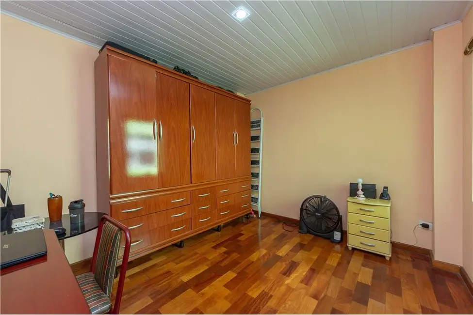 Foto 2 de Casa com 3 quartos à venda, 235m2 em Vila Carrão, São Paulo - SP