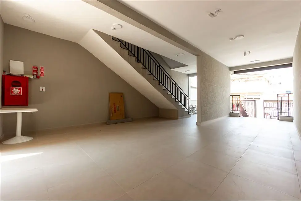 Foto 3 de Apartamento com 2 quartos à venda, 35m2 em Vila Diva (Zona Leste), São Paulo - SP