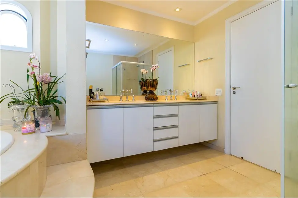 Foto 9 de Apartamento com 5 quartos à venda, 344m2 em Vila Gomes Cardim, São Paulo - SP