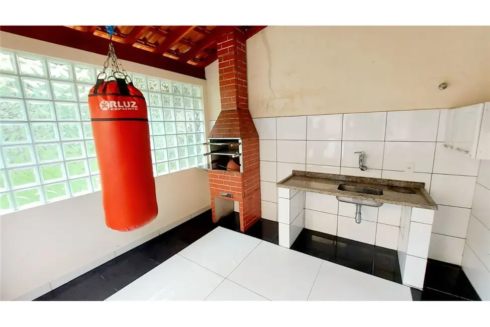Foto 2 de Casa com 2 quartos à venda, 120m2 em Vila Paranaguá, São Paulo - SP