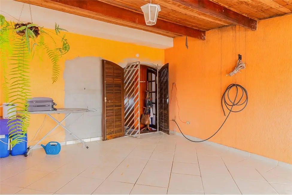 Casa com 3 quartos à venda, 190m2 em Vila Paranaguá, São Paulo - SP - imagem 2 Foto 2 de Casa com 3 quartos à venda, 190m2 em Vila Paranaguá, São Paulo - SP