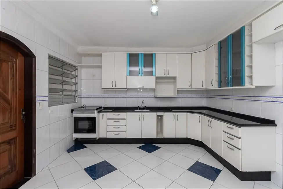 Casa com 3 quartos à venda, 150m2 em Burgo Paulista, São Paulo - SP - imagem 1 Foto 1 de Casa com 3 quartos à venda, 150m2 em Burgo Paulista, São Paulo - SP