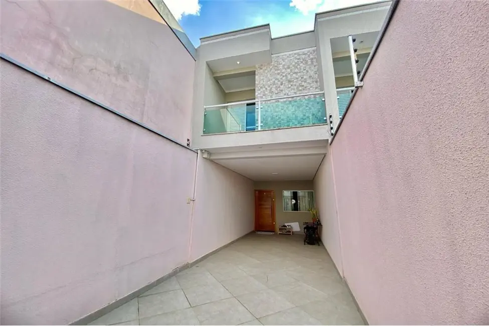 Foto 3 de Casa com 3 quartos à venda, 120m2 em Cidade Mãe do Céu, São Paulo - SP