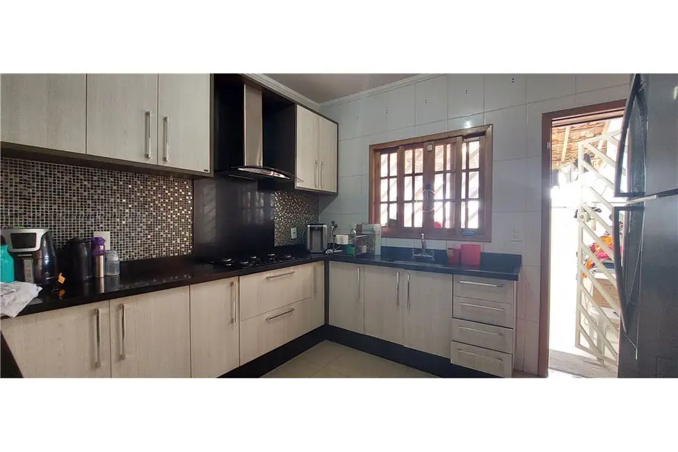 Casa com 3 quartos à venda, 125m2 em Itaquera, São Paulo - SP - imagem 3 Foto 3 de Casa com 3 quartos à venda, 125m2 em Itaquera, São Paulo - SP