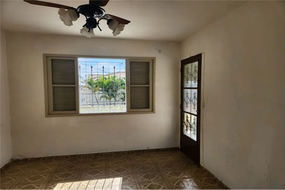 Casa com 3 quartos à venda, 215m2 em Penha de França, São Paulo - SP - imagem 4 Foto 4 de Casa com 3 quartos à venda, 215m2 em Penha de França, São Paulo - SP