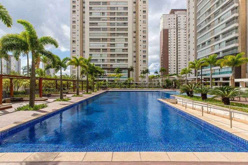 Apartamento com 3 quartos à venda, 242m2 em Chácara Santo Antônio (Zona Leste), São Paulo - SP - imagem 1 Foto 1 de Apartamento com 3 quartos à venda, 242m2 em Chácara Santo Antônio (Zona Leste), São Paulo - SP