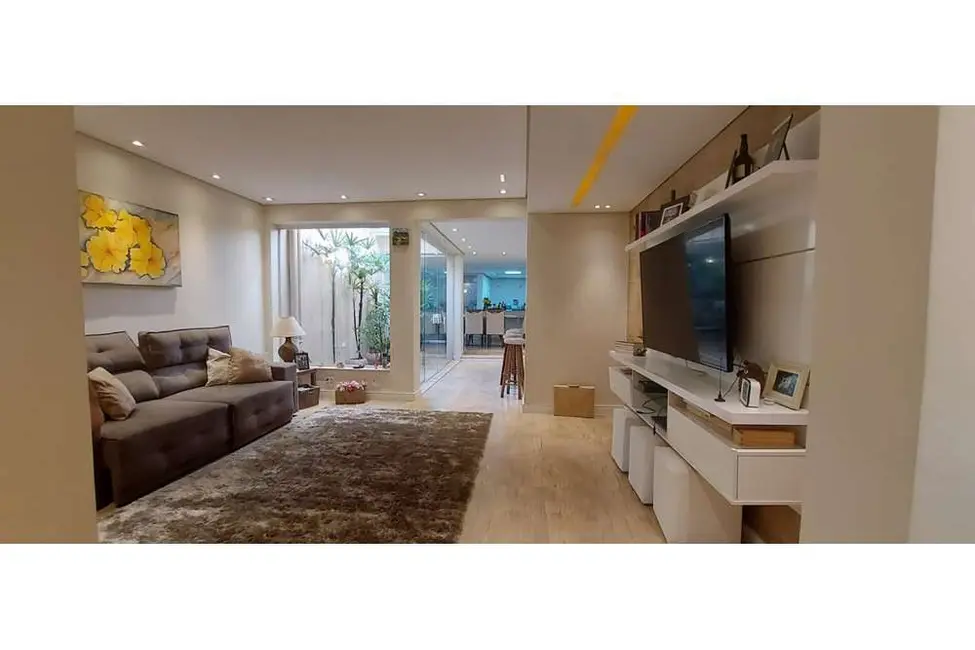 Casa com 4 quartos à venda, 300m2 em Cambuci, São Paulo - SP - imagem 2 Foto 2 de Casa com 4 quartos à venda, 300m2 em Cambuci, São Paulo - SP