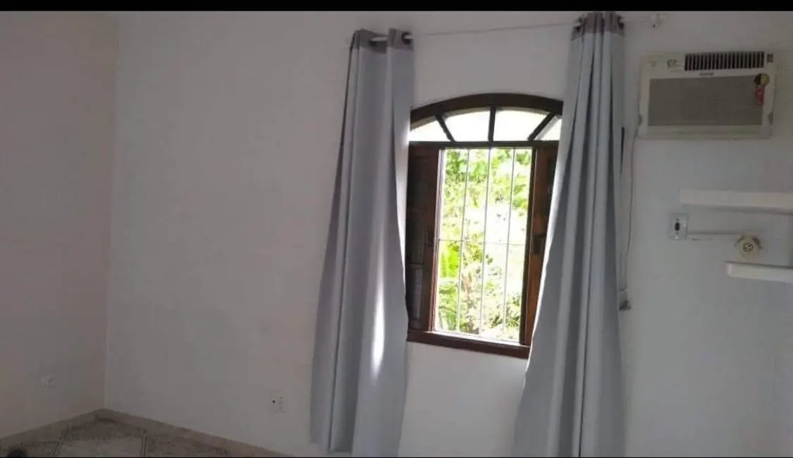 Foto 5 de Casa com 2 quartos à venda, 55m2 em Vila Santo Antônio, Guaruja - SP