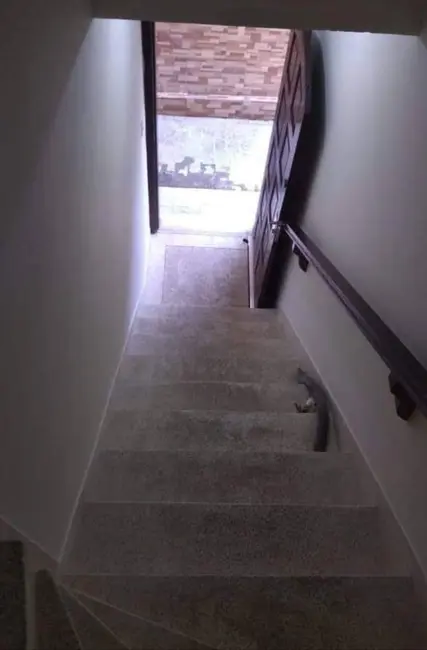 Foto 7 de Casa com 2 quartos à venda, 55m2 em Vila Santo Antônio, Guaruja - SP