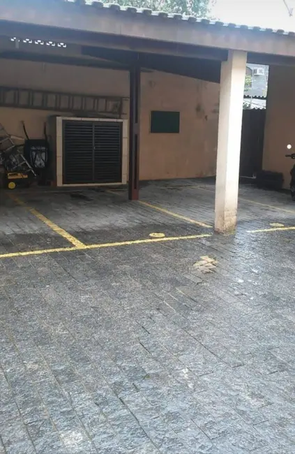 Foto 6 de Casa com 2 quartos à venda, 55m2 em Vila Santo Antônio, Guaruja - SP