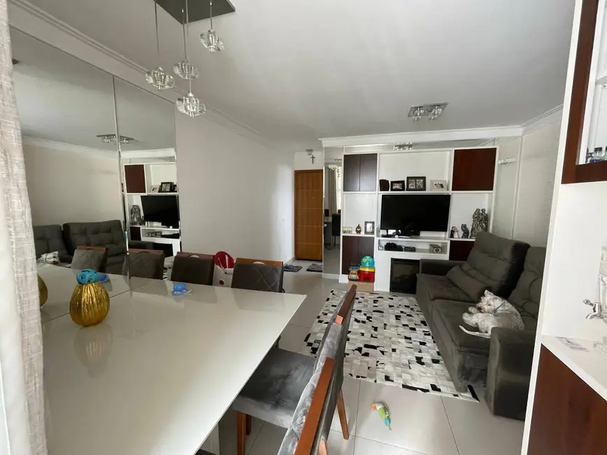 Foto 1 de Apartamento com 3 quartos à venda, 70m2 em Cidade Ademar, São Paulo - SP