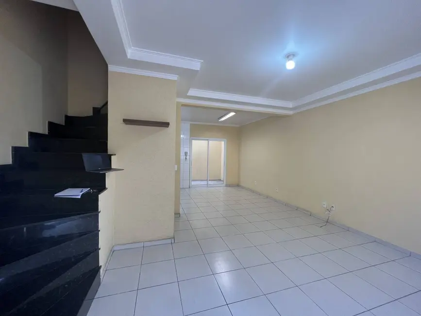 Foto 3 de Casa com 3 quartos à venda, 80m2 em Jardim Santa Cruz (Campo Grande), São Paulo - SP