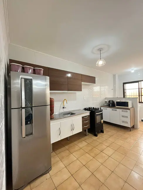 Apartamento com 2 quartos à venda em Guilhermina, Praia Grande - SP - imagem 6 Foto 6 de Apartamento com 2 quartos à venda em Guilhermina, Praia Grande - SP