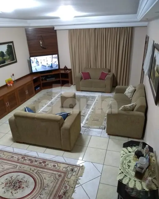 Foto 1 de Sobrado com 3 quartos à venda, 488m2 em Santana, Ribeirao Pires - SP