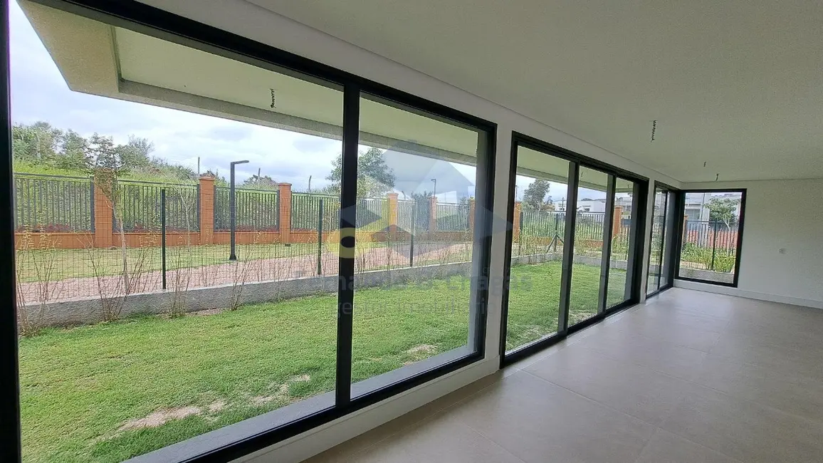 Casa de Condomínio à venda, 242m2 em Alphaville Dom Pedro, Campinas - SP - imagem 3 Foto 3 de Casa de Condomínio à venda, 242m2 em Alphaville Dom Pedro, Campinas - SP
