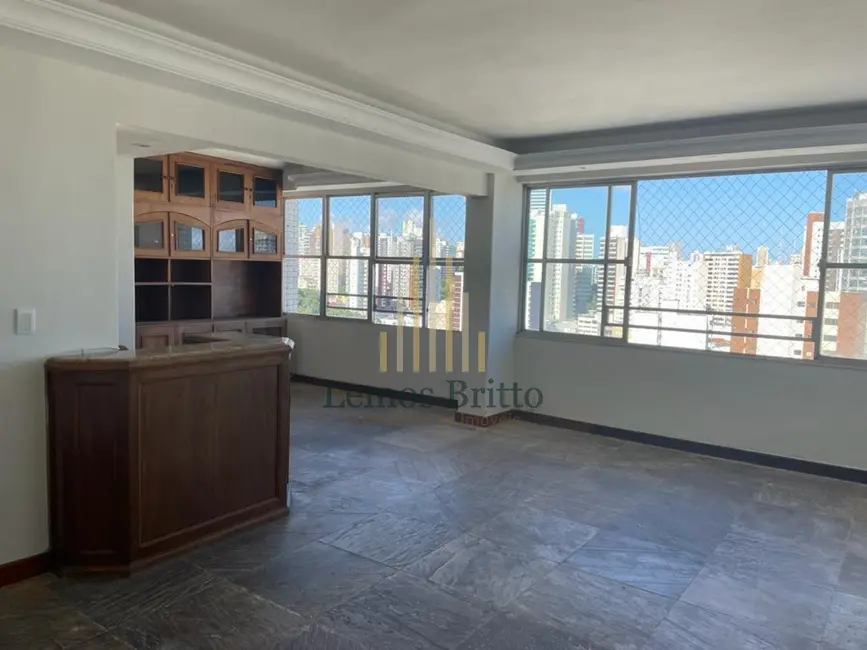 Foto 1 de Apartamento com 3 quartos à venda em Barra, Salvador - BA