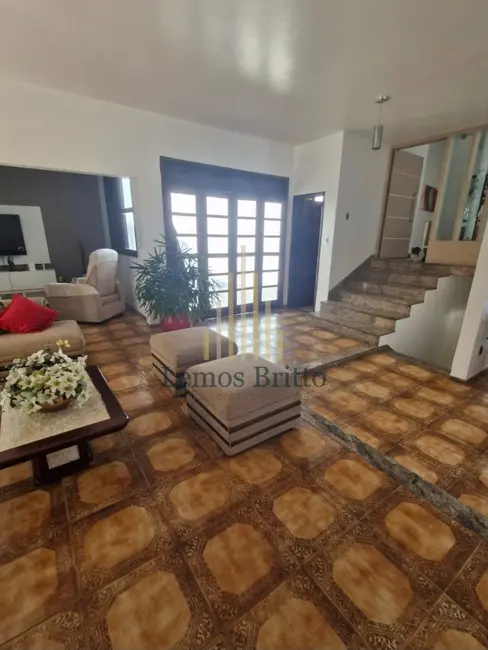 Foto 2 de Casa com 5 quartos à venda, 598m2 em Itaigara, Salvador - BA