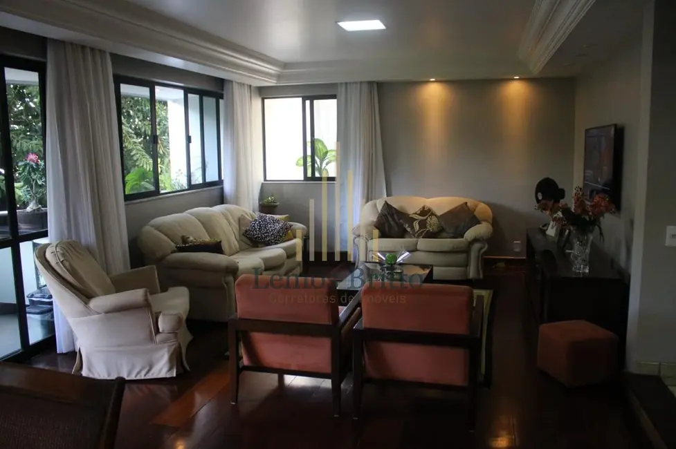 Foto 1 de Apartamento com 3 quartos para alugar, 199m2 em Graça, Salvador - BA