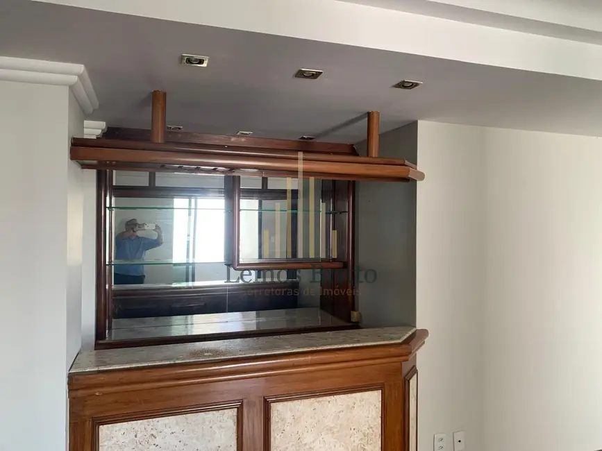 Apartamento com 4 quartos para alugar, 10m2 em Pituba, Salvador - BA - imagem 7 Foto 7 de Apartamento com 4 quartos para alugar, 10m2 em Pituba, Salvador - BA