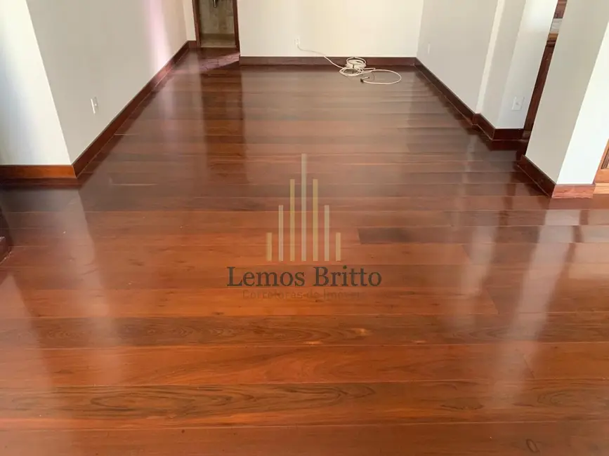 Apartamento com 4 quartos para alugar, 10m2 em Pituba, Salvador - BA - imagem 3 Foto 3 de Apartamento com 4 quartos para alugar, 10m2 em Pituba, Salvador - BA