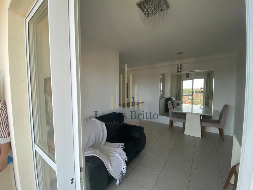 Apartamento com 2 quartos à venda, 56m2 em Itapuã, Salvador - BA - imagem 2 Foto 2 de Apartamento com 2 quartos à venda, 56m2 em Itapuã, Salvador - BA