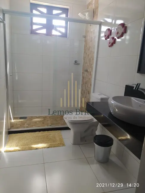 Foto 8 de Casa com 5 quartos à venda, 300m2 em Camacari - BA