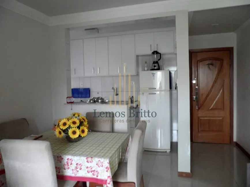 Apartamento com 3 quartos à venda, 80m2 em Salvador - BA - imagem 4 Foto 4 de Apartamento com 3 quartos à venda, 80m2 em Salvador - BA