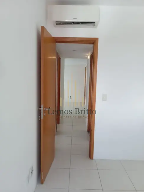 Apartamento com 3 quartos para alugar, 98m2 em Armação, Salvador - BA - imagem 9 Foto 9 de Apartamento com 3 quartos para alugar, 98m2 em Armação, Salvador - BA