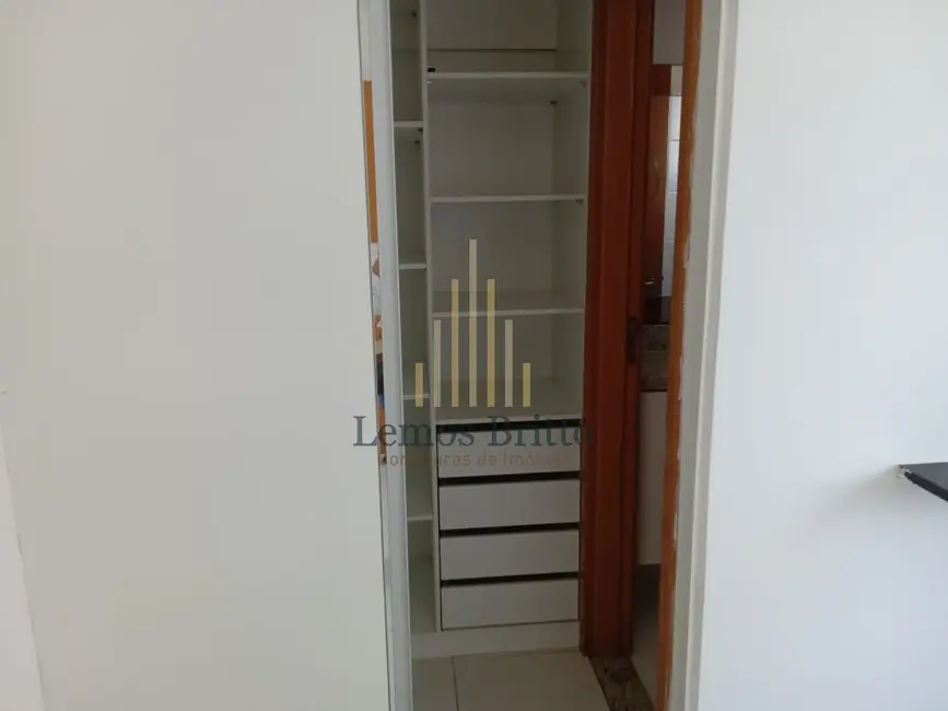 Apartamento com 3 quartos para alugar, 98m2 em Armação, Salvador - BA - imagem 6 Foto 6 de Apartamento com 3 quartos para alugar, 98m2 em Armação, Salvador - BA