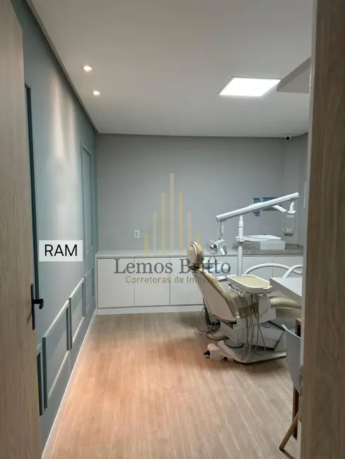 Sala Comercial à venda, 10m2 em Vida Nova, Lauro De Freitas - BA - imagem 1 Foto 1 de Sala Comercial à venda, 10m2 em Vida Nova, Lauro De Freitas - BA