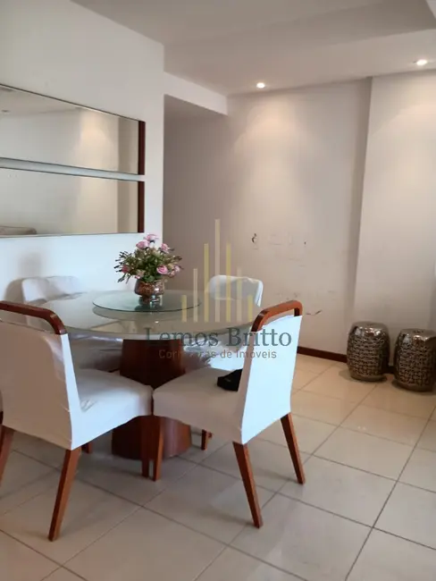 Apartamento com 4 quartos à venda, 110m2 em Itaigara, Salvador - BA - imagem 4 Foto 4 de Apartamento com 4 quartos à venda, 110m2 em Itaigara, Salvador - BA