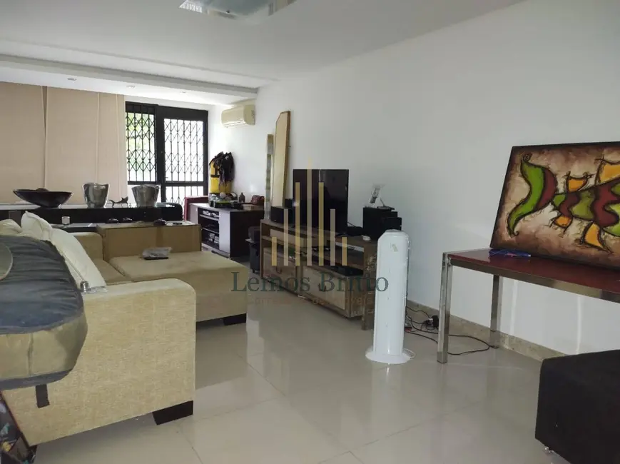 Casa com 3 quartos à venda, 157m2 em Parque Bela Vista, Salvador - BA - imagem 3 Foto 3 de Casa com 3 quartos à venda, 157m2 em Parque Bela Vista, Salvador - BA