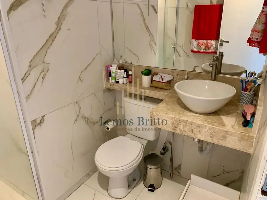 Foto 6 de Apartamento com 2 quartos à venda, 65m2 em Costa Azul, Salvador - BA