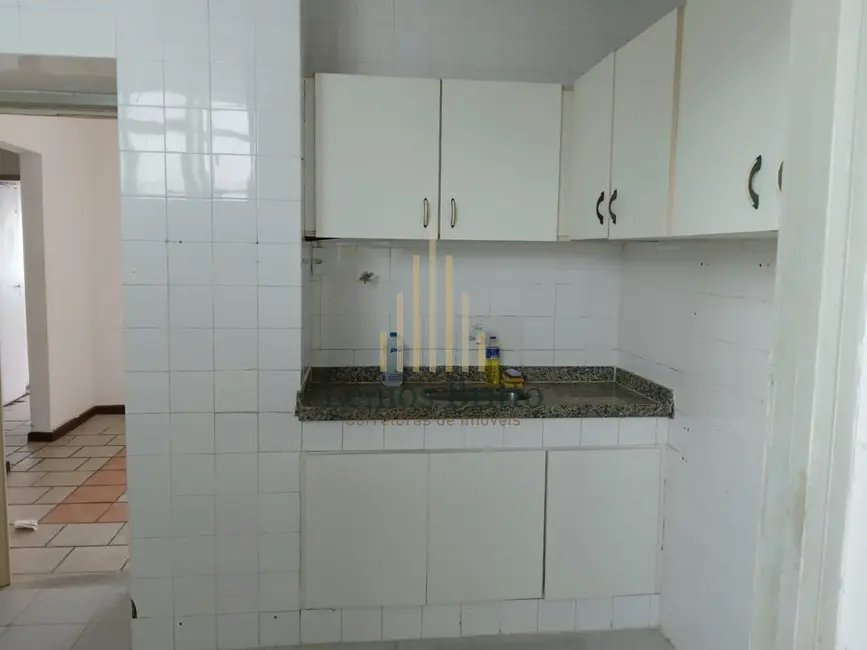 Foto 8 de Apartamento com 3 quartos à venda, 120m2 em Canela, Salvador - BA