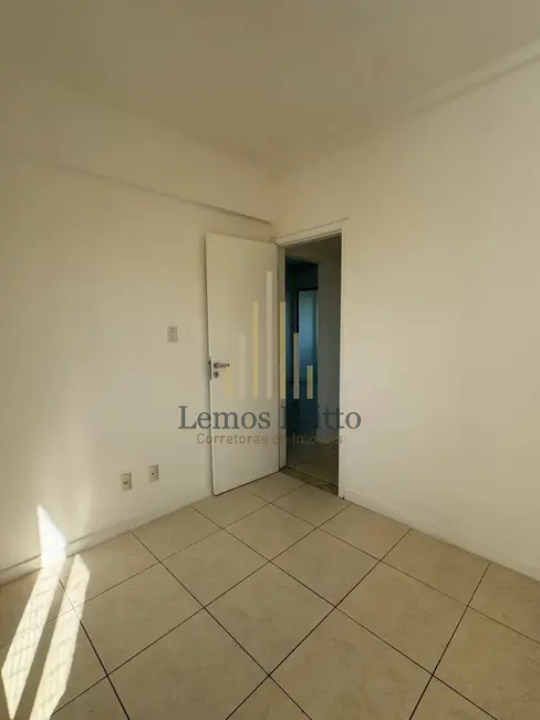 Foto 6 de Apartamento com 2 quartos à venda, 56m2 em Imbuí, Salvador - BA