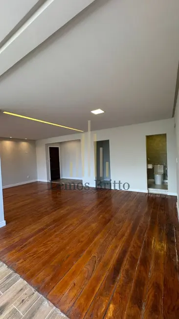 Foto 3 de Apartamento com 4 quartos à venda, 208m2 em Pituba, Salvador - BA