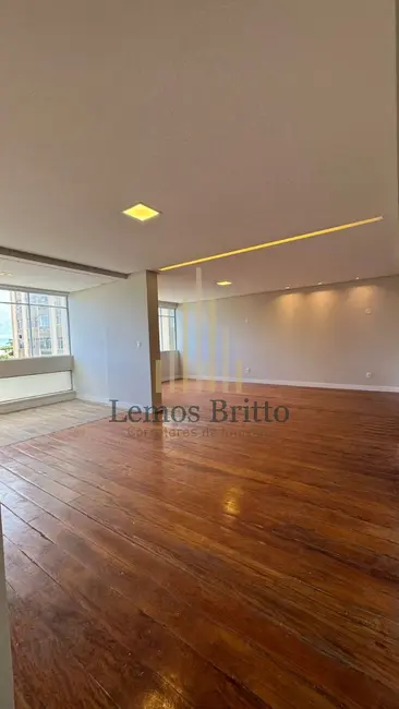Foto 2 de Apartamento com 4 quartos à venda, 208m2 em Pituba, Salvador - BA