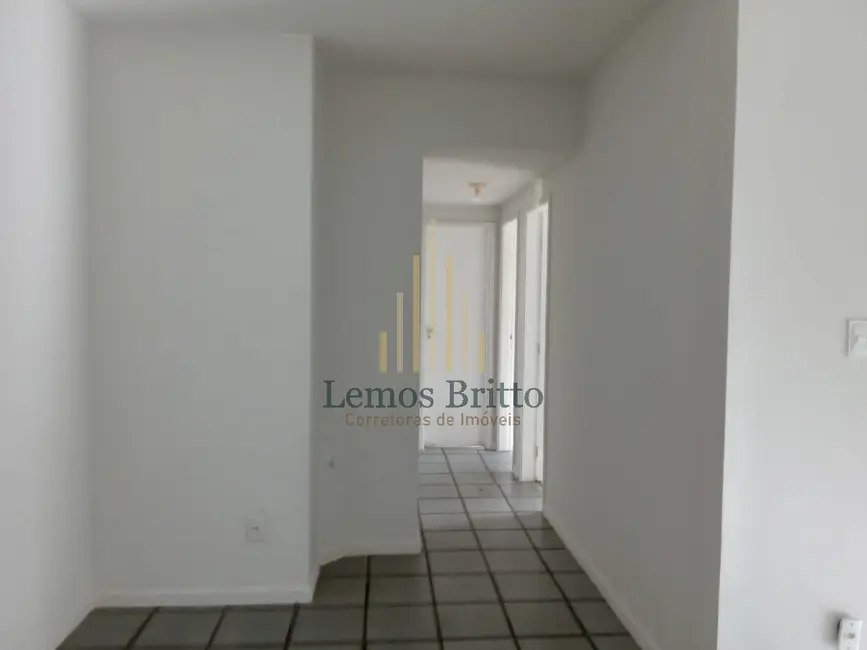 Foto 2 de Apartamento com 3 quartos para alugar, 87m2 em Ondina, Salvador - BA