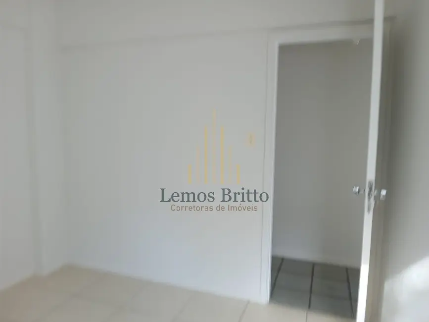 Foto 6 de Apartamento com 3 quartos para alugar, 87m2 em Ondina, Salvador - BA