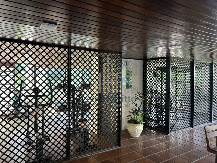 Foto 3 de Apartamento com 3 quartos para alugar, 150m2 em Vitória, Salvador - BA